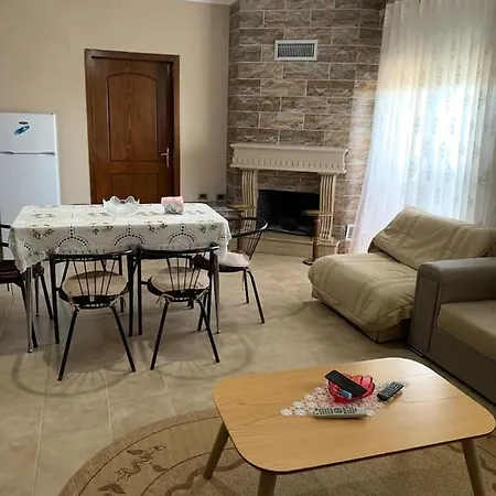 Apartment Helia's *